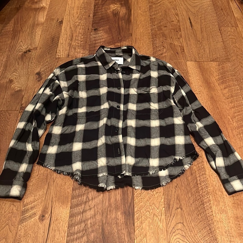 Pistola Woman’s Black and White Distressed Flannel Size M